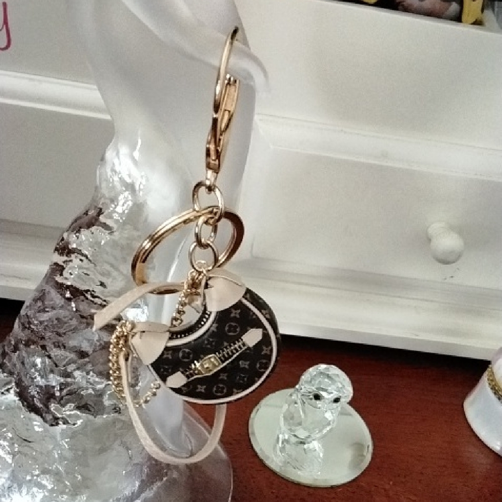 Chic Gold and Brown Key Holder